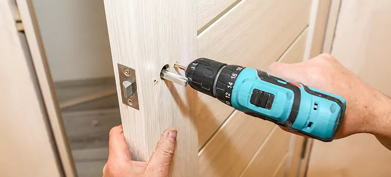 Old Door Knob Repair in Palm River-Clair Mel, FL